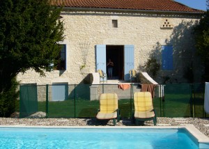 La Roche - Swimming Pool