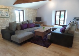 La Roche - Upstairs Lounge